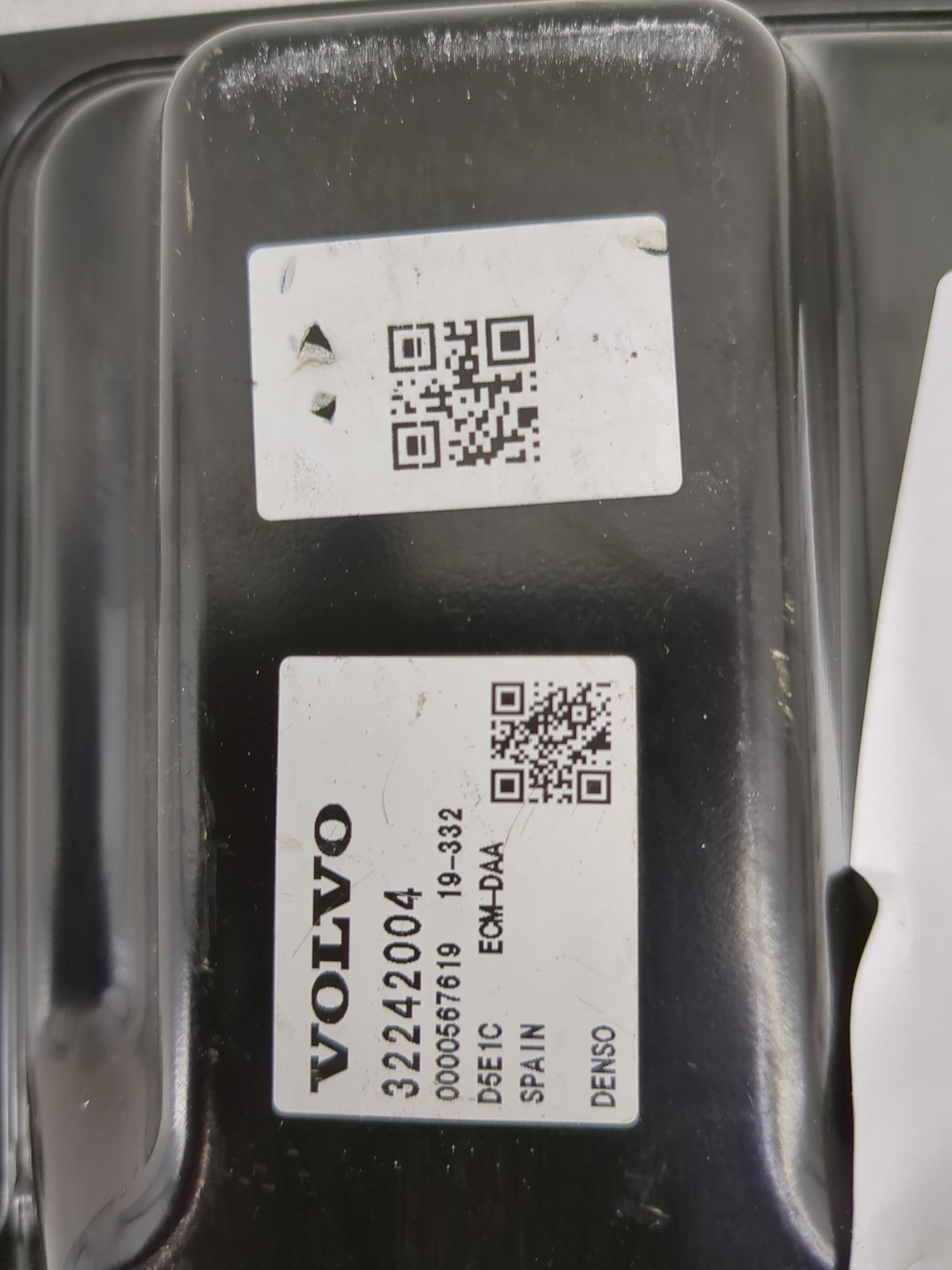 2019-2020 Volvo Xc40 PCM Engine Control Computer ECU ECM PCU OEM P/N:32242004 Fits Fits 2018 2019 2020 2021 OEM Used Auto Pa