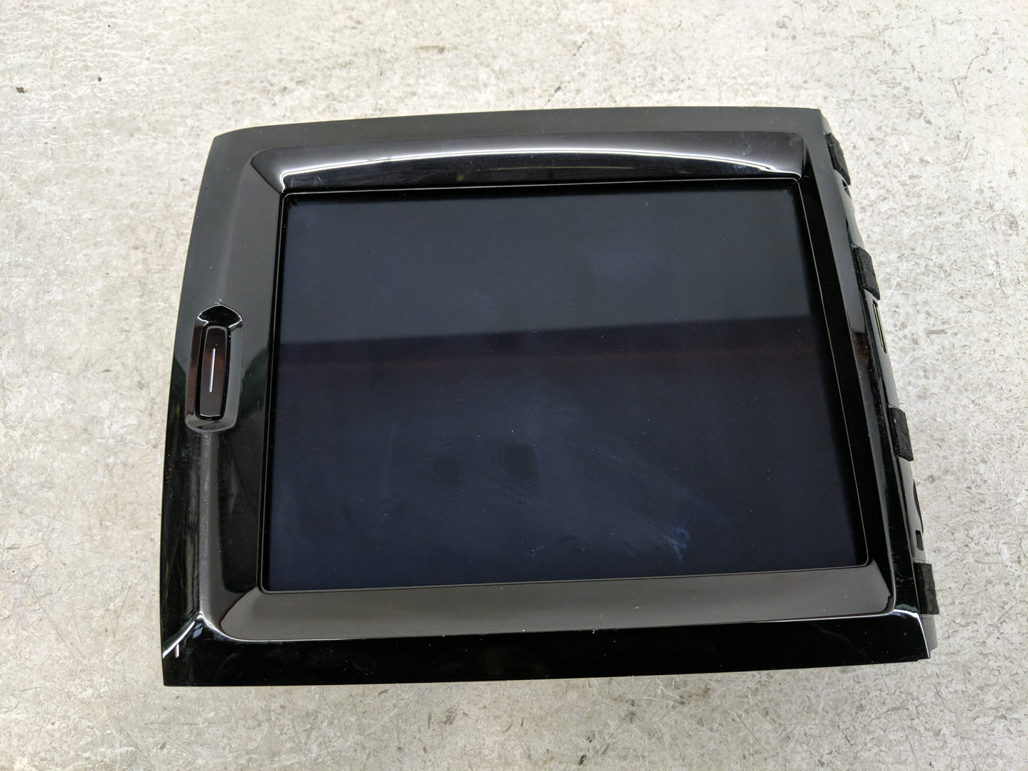 2019-2020 Volvo Xc60 Information Display Screen - Oemusedautoparts1.com