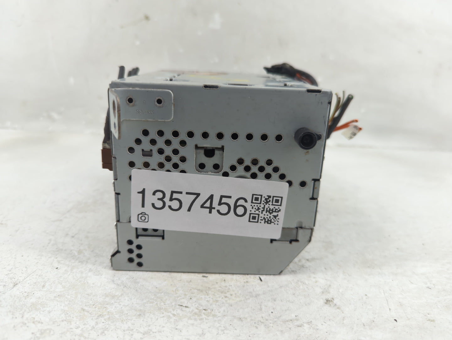 2019-2021 Volvo Xc90 Radio AM FM Cd Player Receiver Replacement P/N:P32247695AA Fits Fits 2019 2020 2021 OEM Used Auto Parts