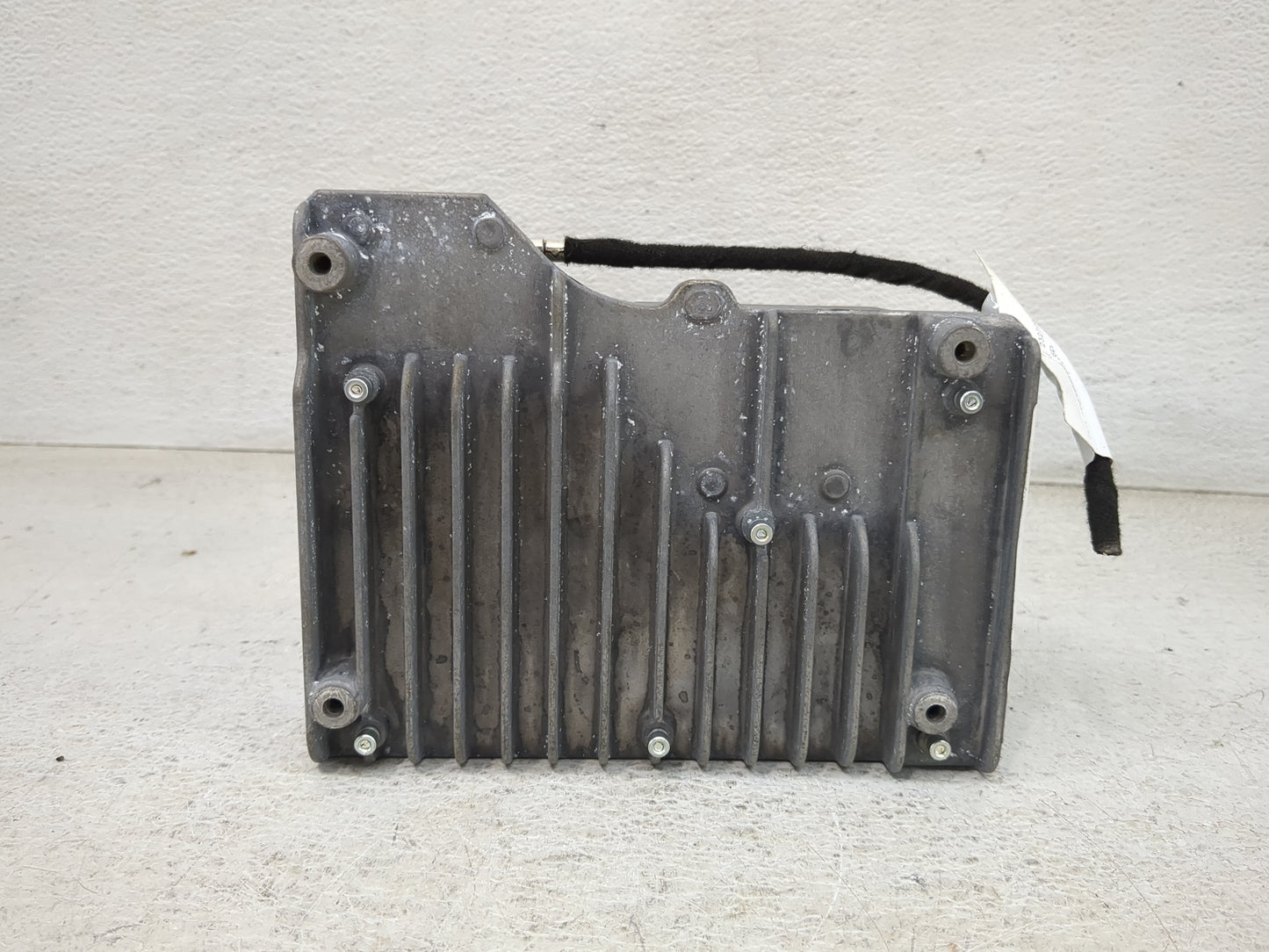 2020 Grand Cherokee Radio AM FM Cd Player Receiver Replacement Fits OEM Used Auto Parts - Oemusedautoparts1.com