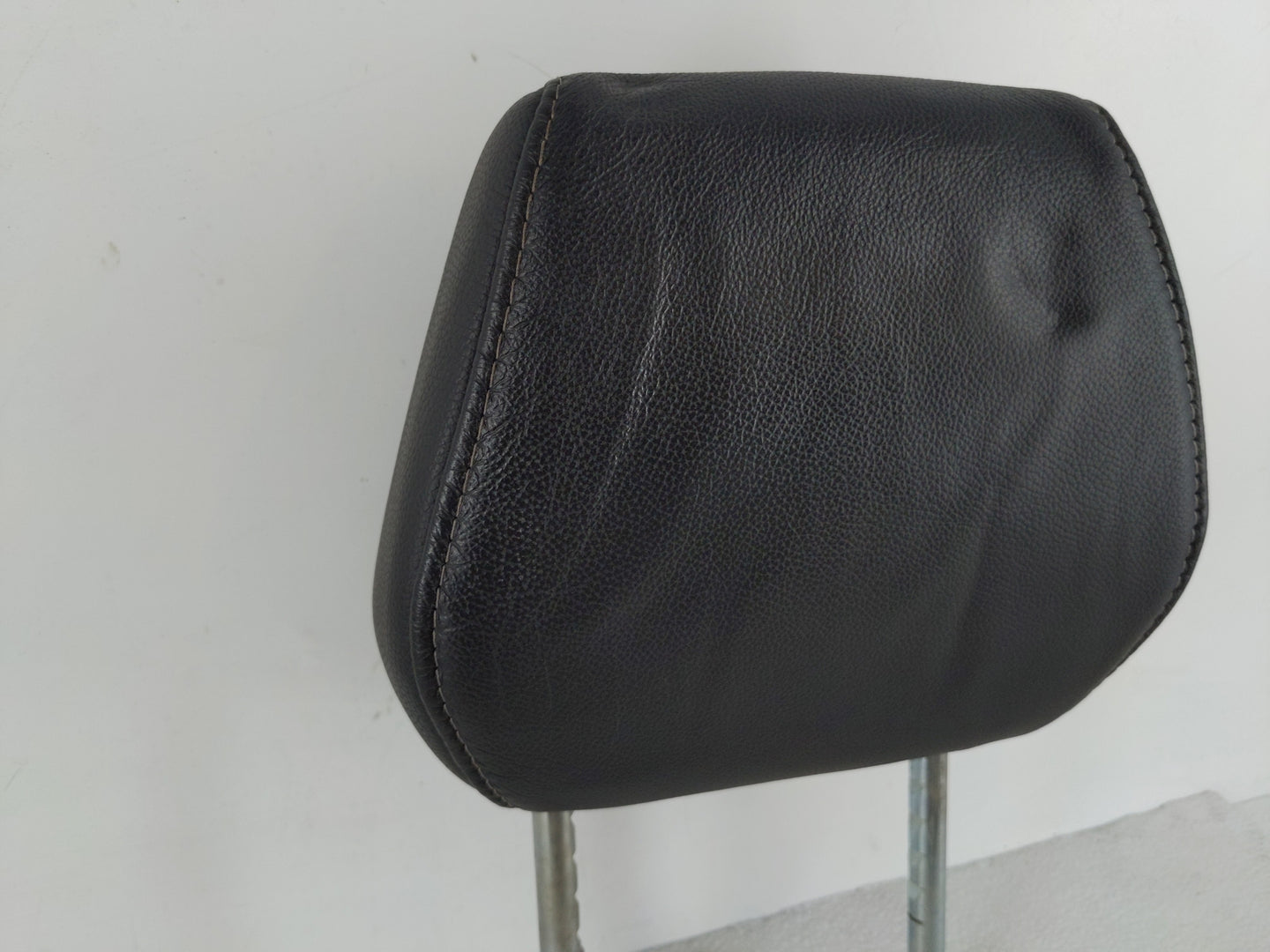 2020 Acura Mdx Headrest Head Rest Front Driver Passenger Seat Fits OEM Used Auto Parts - Oemusedautoparts1.com