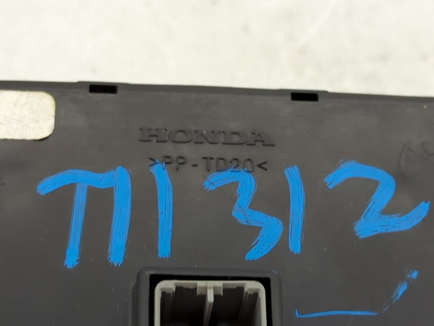 2017-2020 Acura Mdx Climate Control Module Temperature AC/Heater Replacement Fits Fits 2017 2018 2019 2020 OEM Used Auto Par