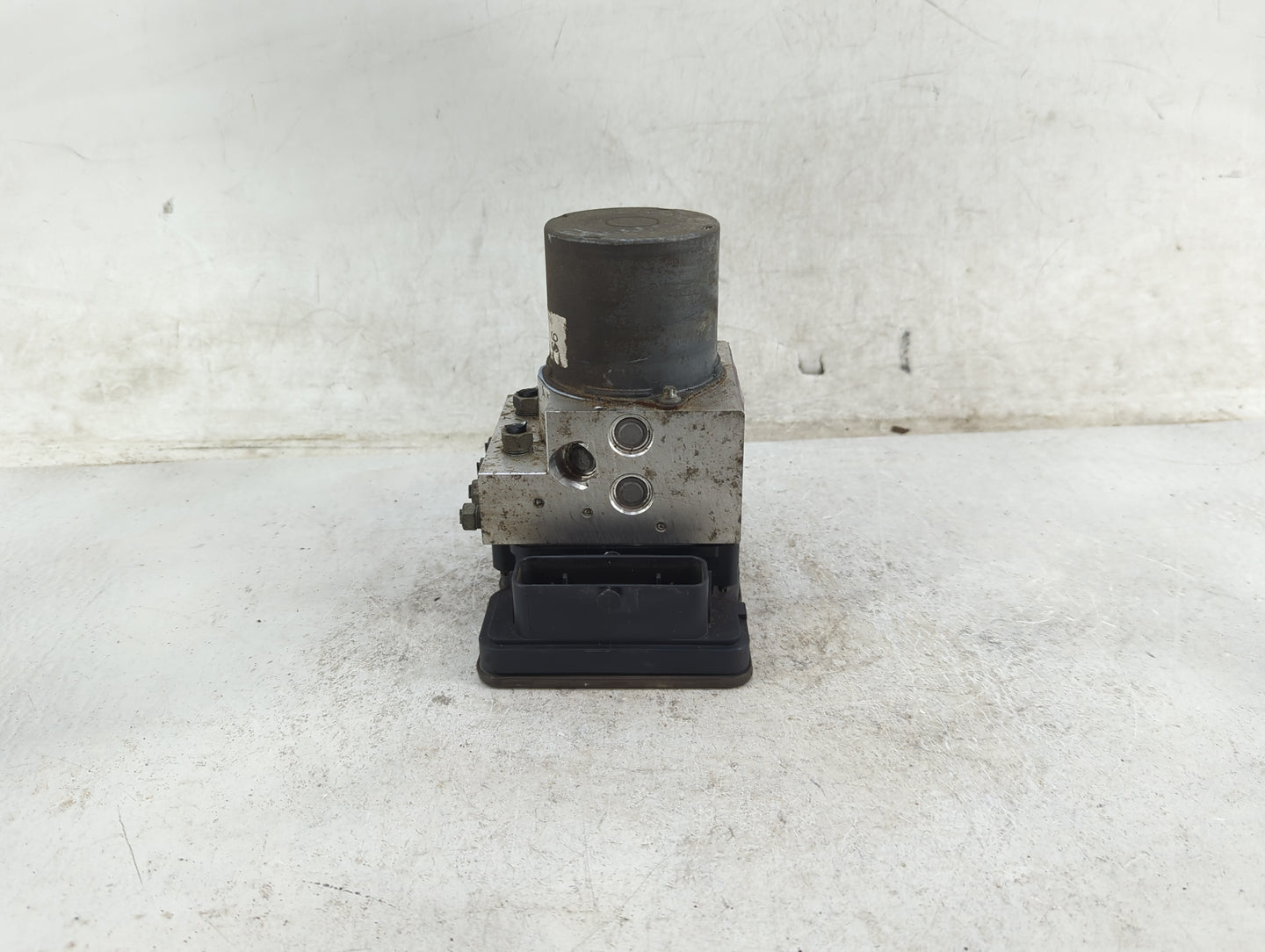 2020 Acura Mdx ABS Pump Control Module Replacement P/N:57110-TYS-A610-M1 Fits OEM Used Auto Parts - Oemusedautoparts1.com
