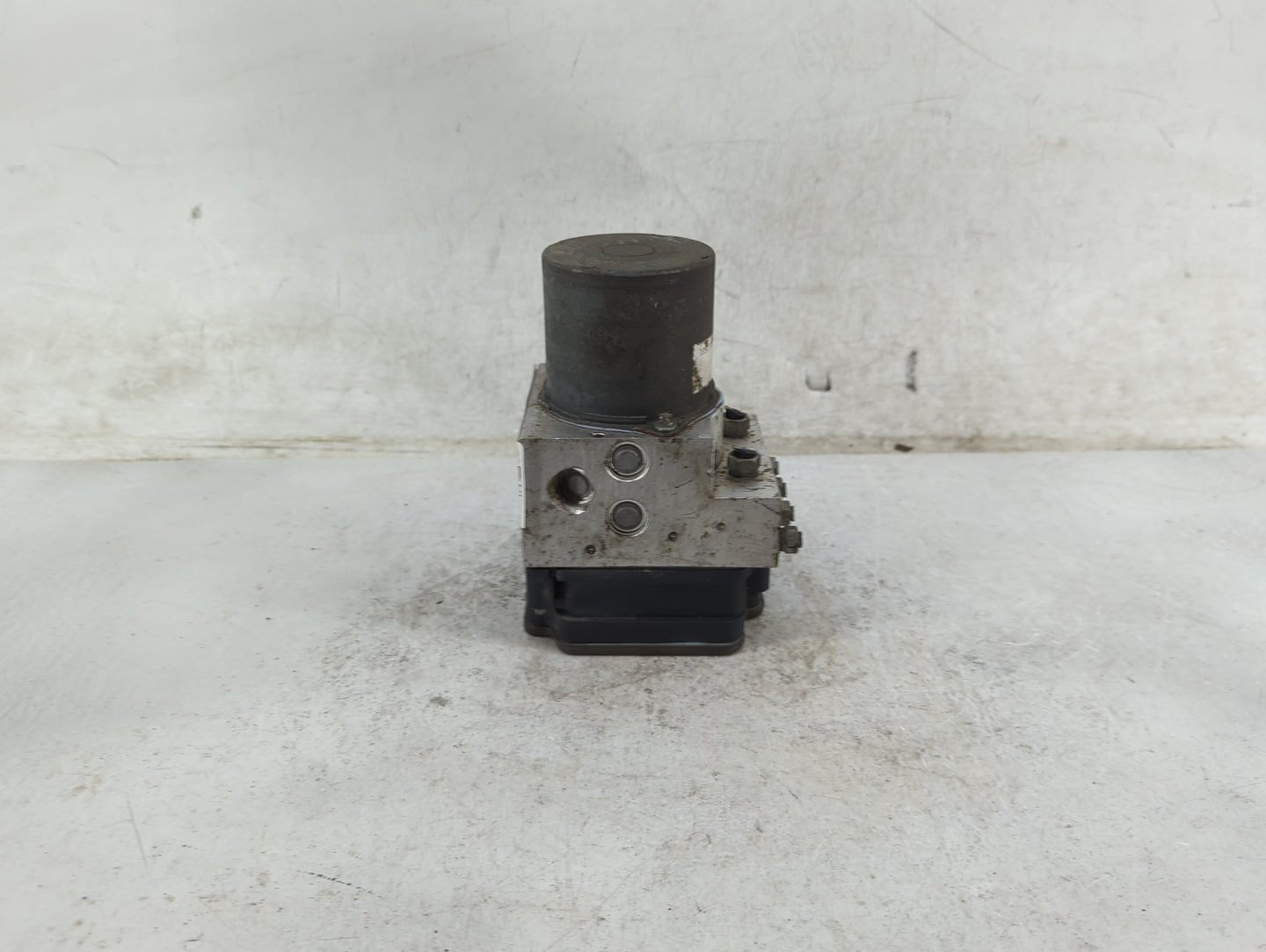 2020 Acura Mdx ABS Pump Control Module Replacement P/N:57110-TYS-A610-M1 Fits OEM Used Auto Parts - Oemusedautoparts1.com