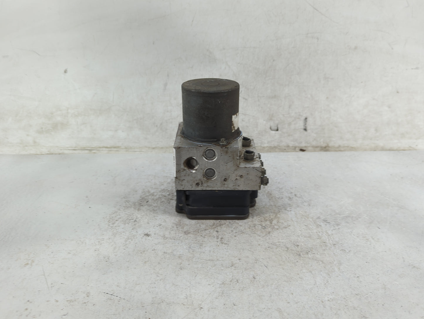 2020 Acura Mdx ABS Pump Control Module Replacement P/N:57110-TYS-A610-M1 Fits OEM Used Auto Parts - Oemusedautoparts1.com