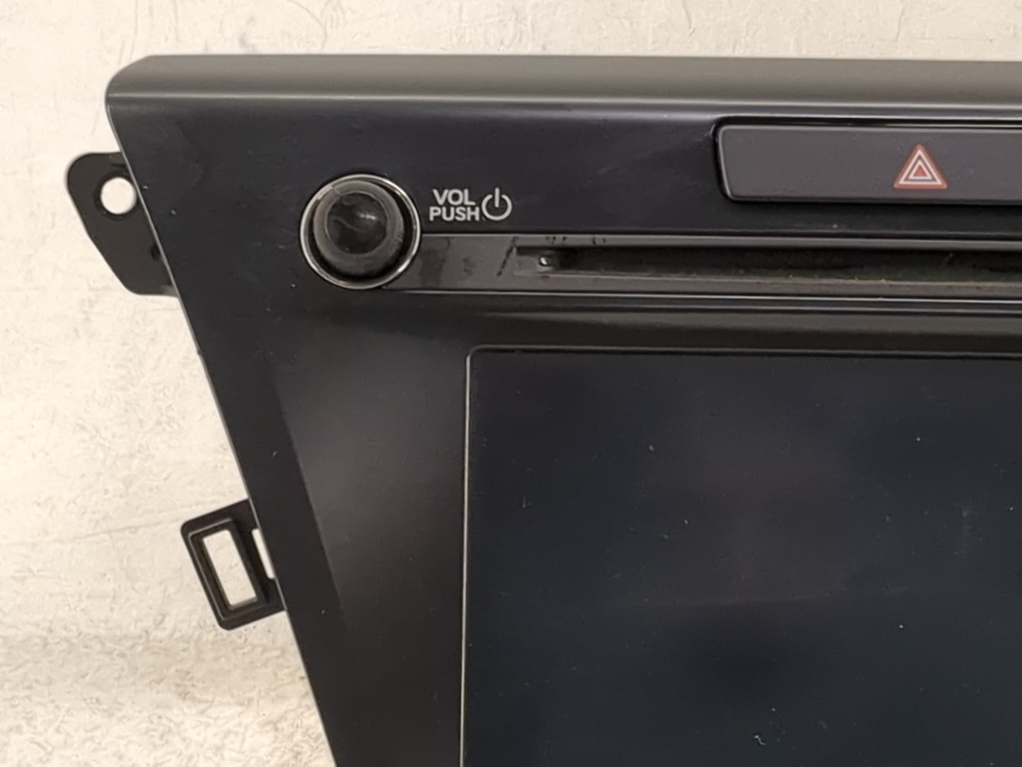 2018-2020 Acura Mdx Radio AM FM Cd Player Receiver Replacement P/N:39540-TZ5-B520-M1 MF837AO Fits Fits 2018 2019 2020 OEM Us