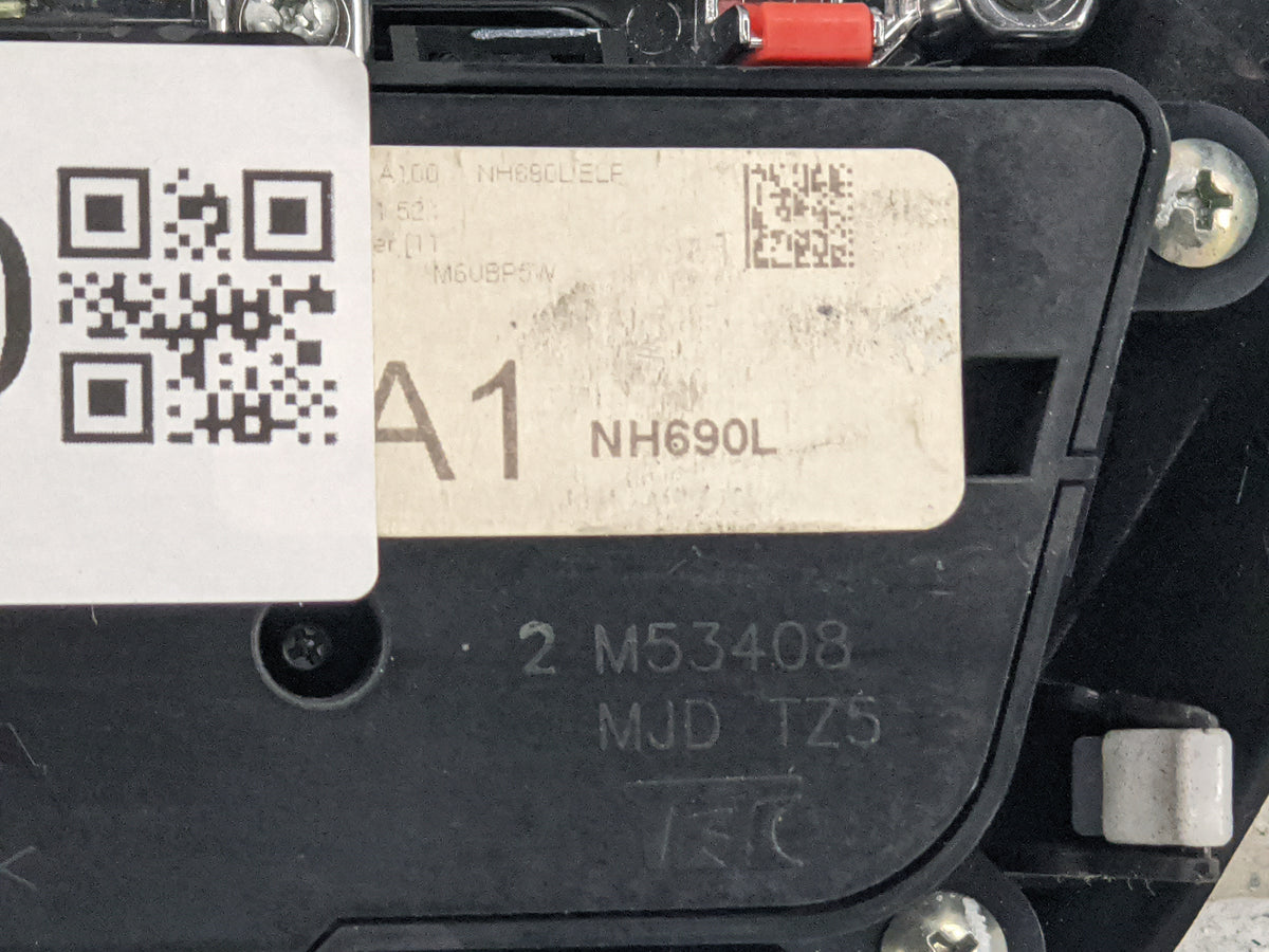 2020 Acura Mdx Climate Control Module Temperature AC/Heater Replacement P/N:39050TYRA01 2 M53408 Fits OEM Used Auto Parts - 