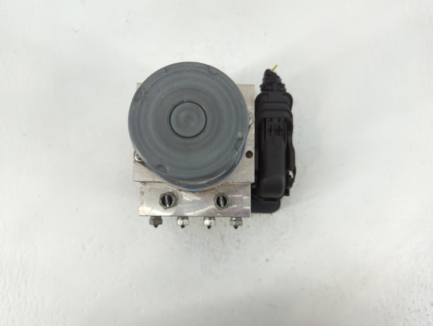 2020 Acura Mdx ABS Pump Control Module Replacement P/N:57110-TYR-A610-M1 57110-TYR-A010-M1 Fits OEM Used Auto Parts - Oemuse