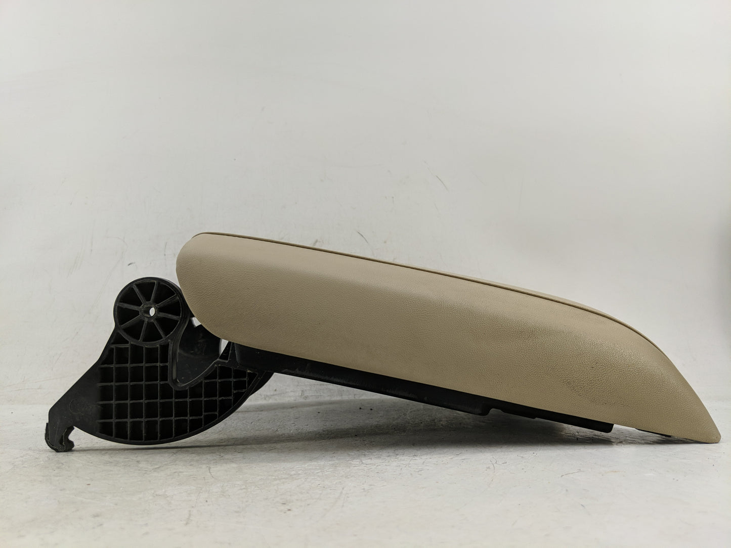 2020 Acura Rdx Center Console Armrest Cover Lid Fits OEM Used Auto Parts - Oemusedautoparts1.com