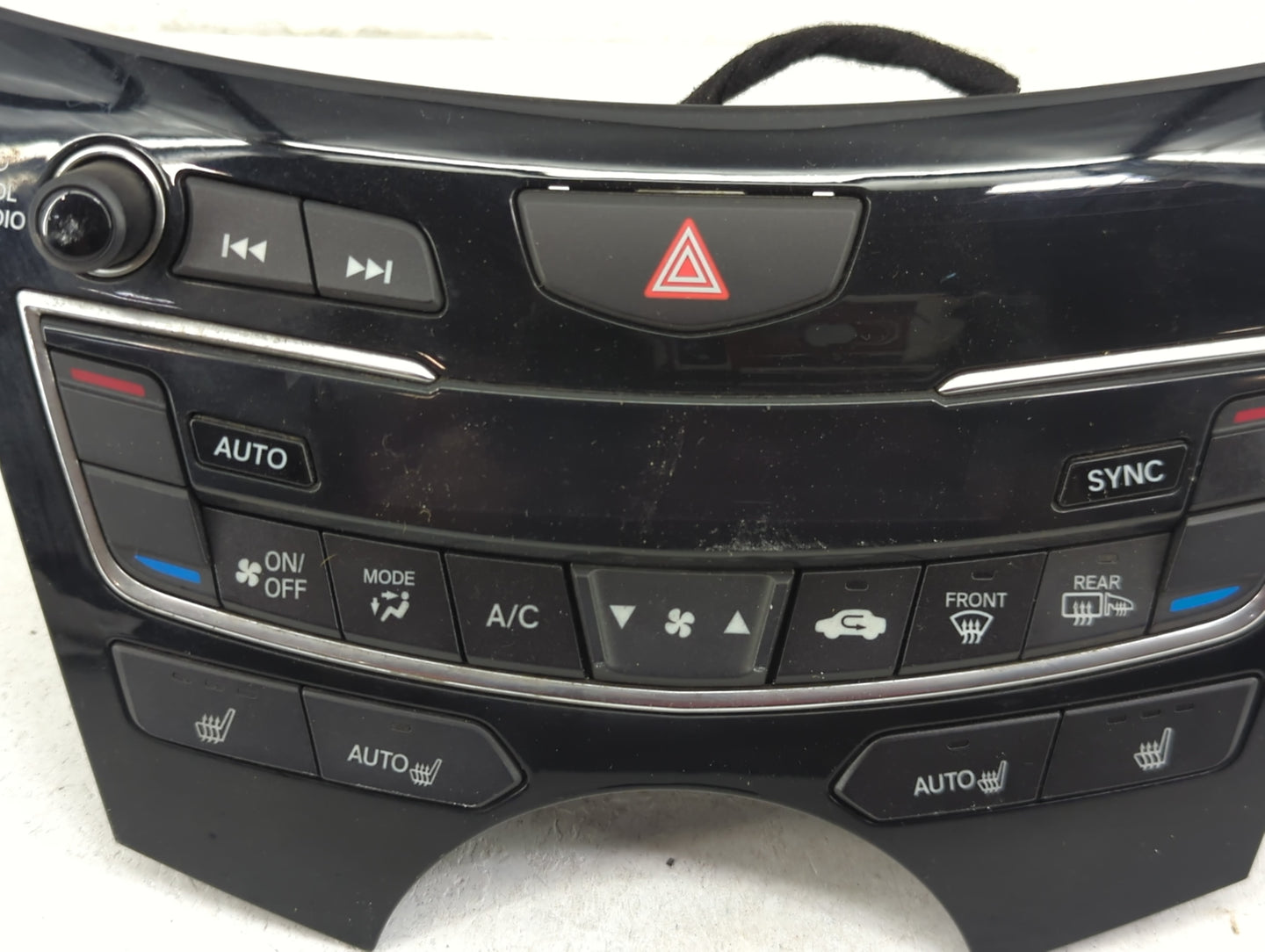 2020 Acura Rdx Climate Control Module Temperature AC/Heater Replacement P/N:79610-TJB-A013-M1 8238102300 Fits OEM Used Auto 