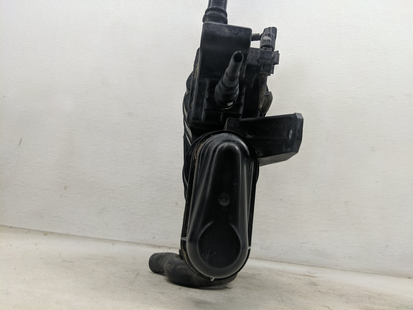 2020 Acura Rlx Fuel Vapor Charcoal Canister - Oemusedautoparts1.com