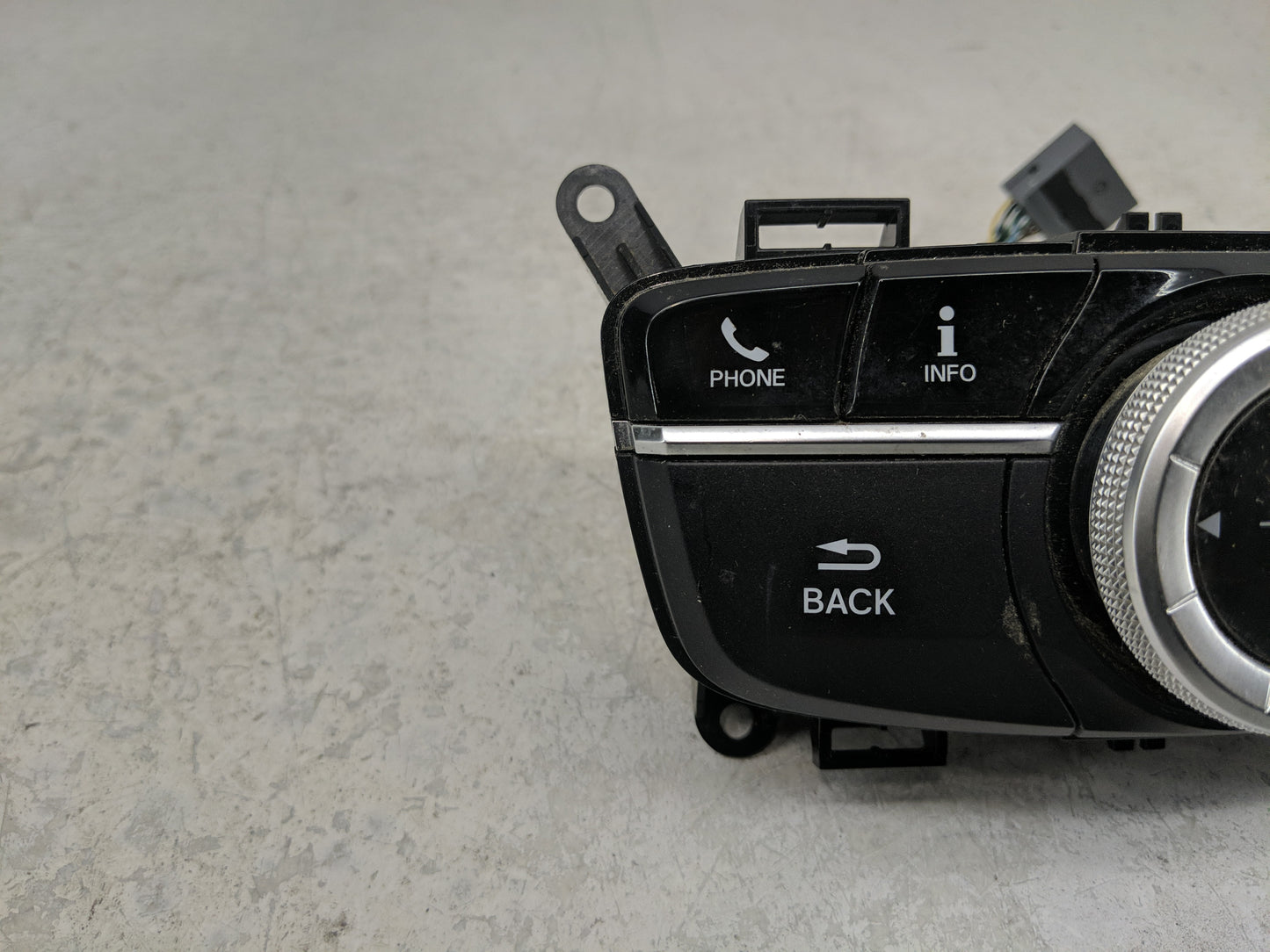 2019-2020 Acura Tlx Radio Control Panel - Oemusedautoparts1.com