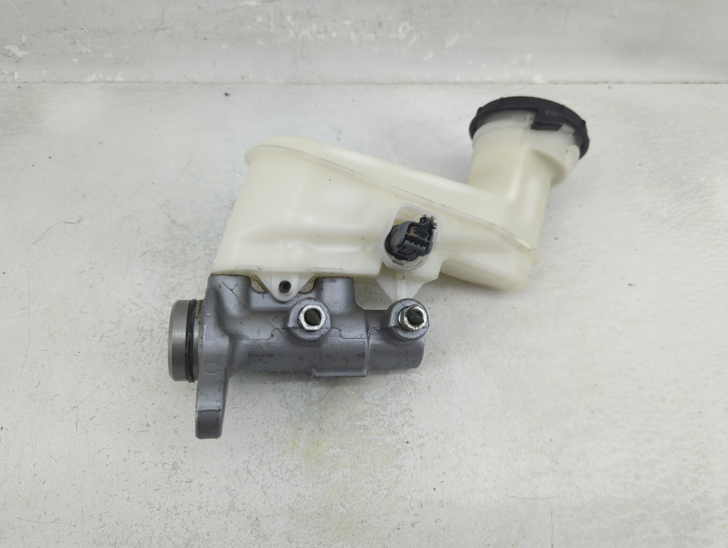 2015-2020 Acura Tlx Brake Master Cylinder - Oemusedautoparts1.com
