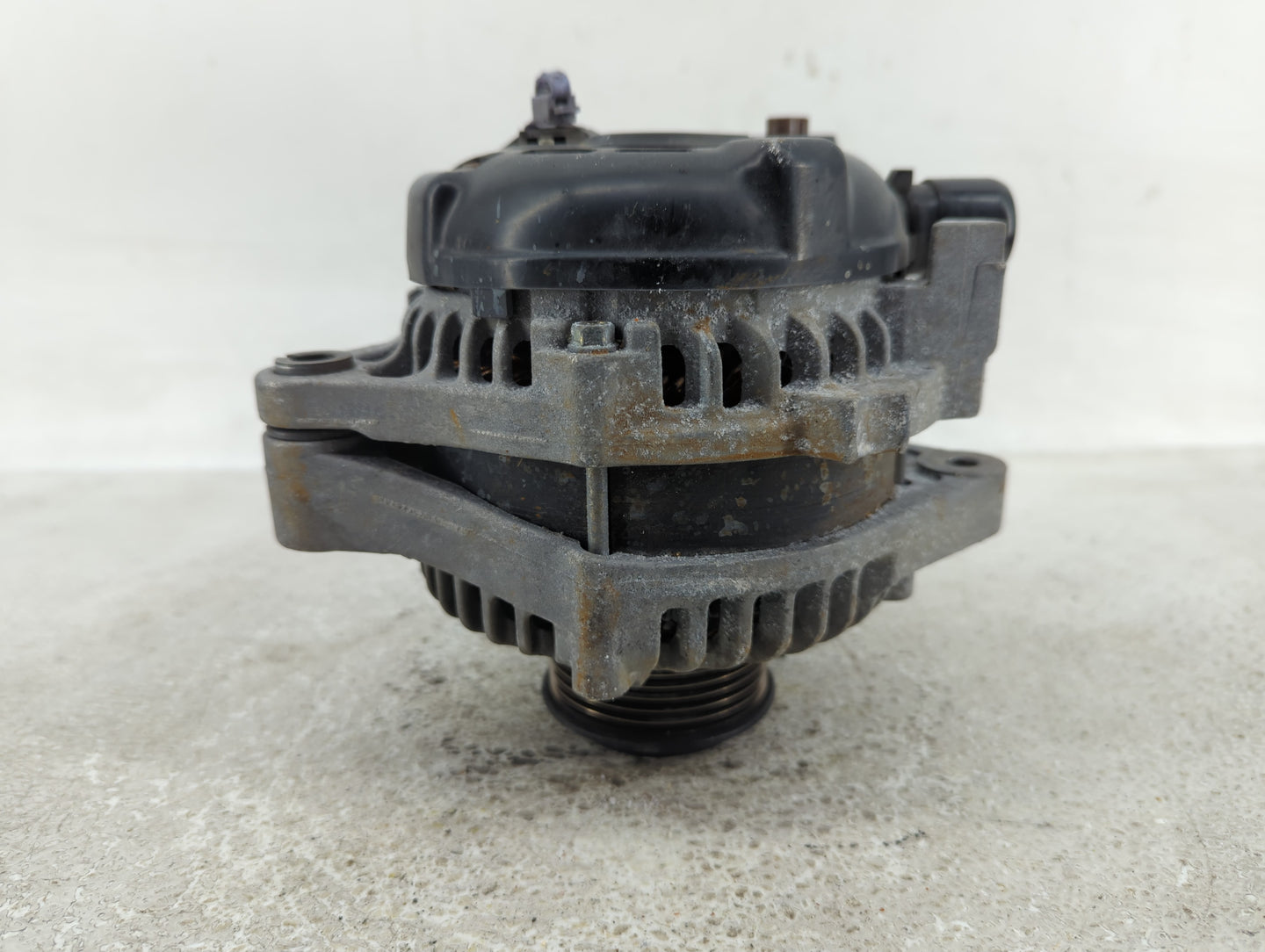 2015-2020 Acura Tlx Alternator Replacement Generator Charging Assembly Engine OEM P/N:TN104211-8390 Fits OEM Used Auto Parts