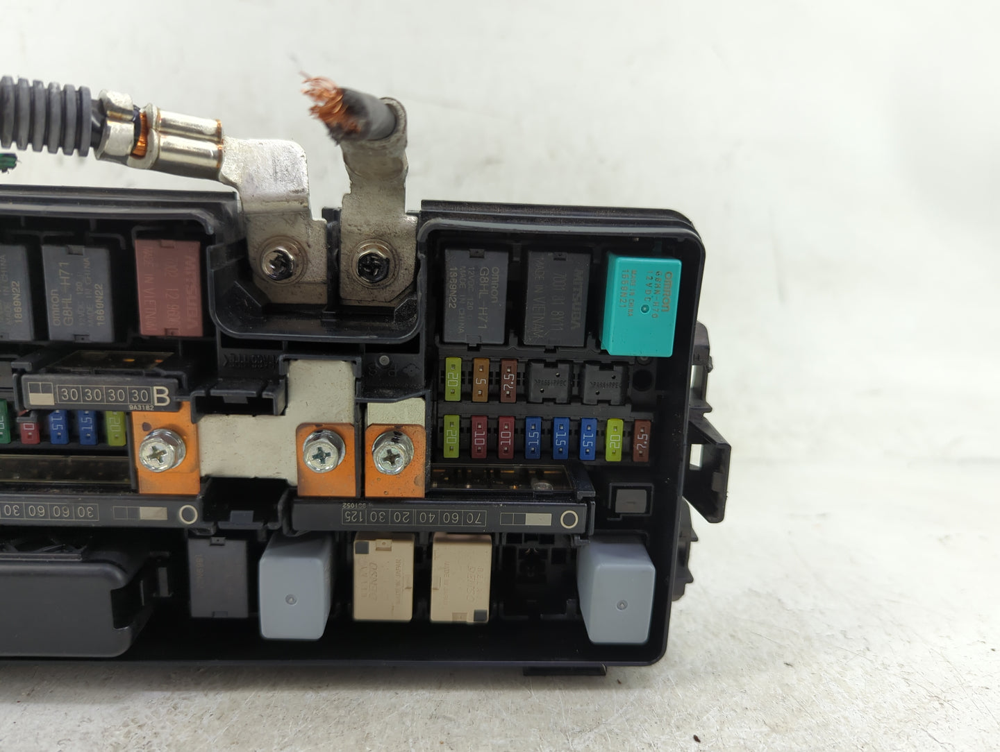 2015-2020 Acura Tlx Fusebox Fuse Box Panel Relay Module P/N:TZ3 A011 A0 Fits Fits 2015 2016 2017 2018 2019 2020 OEM Used Aut