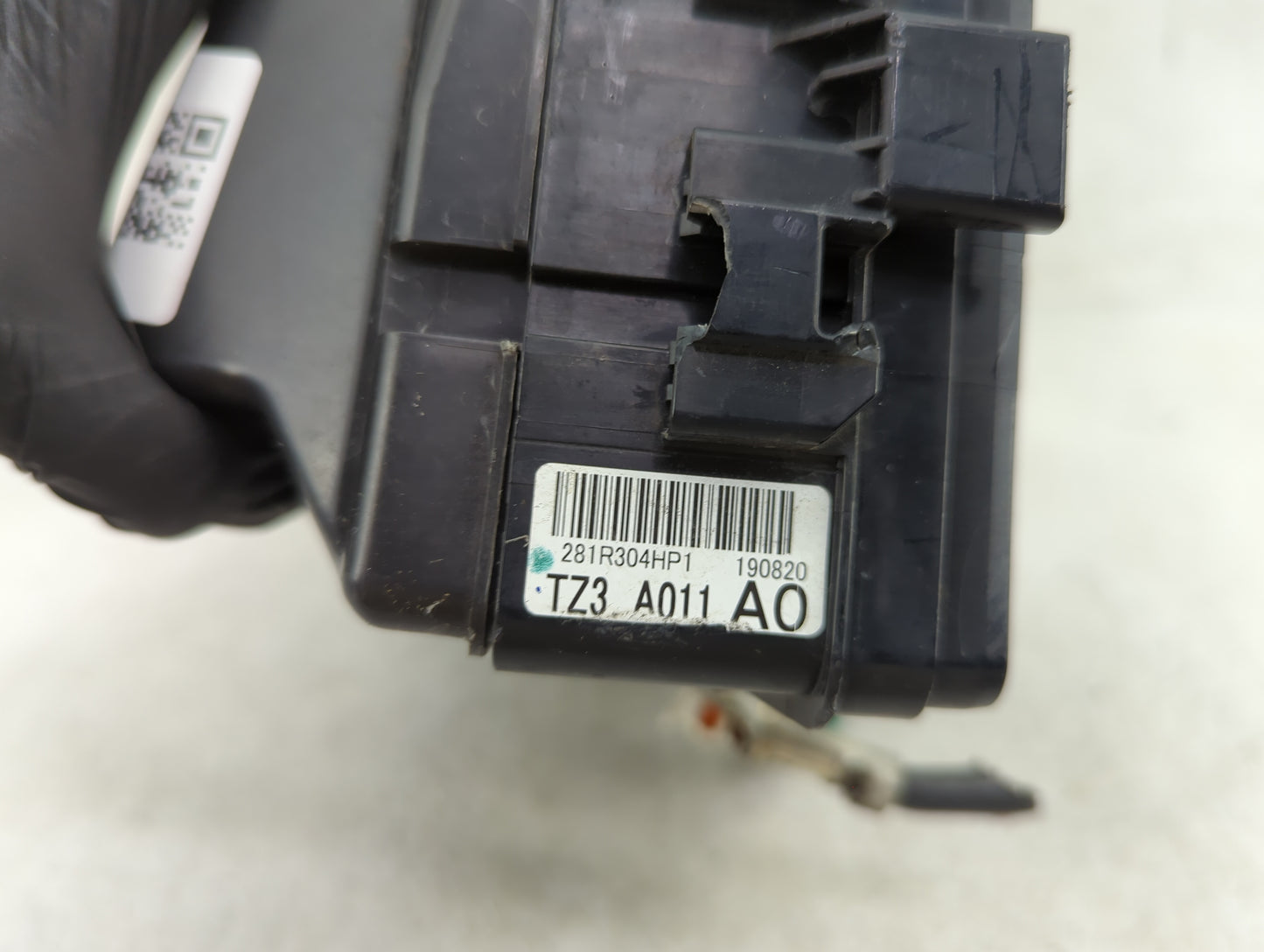 2015-2020 Acura Tlx Fusebox Fuse Box Panel Relay Module P/N:TZ3 A011 A0 Fits Fits 2015 2016 2017 2018 2019 2020 OEM Used Aut