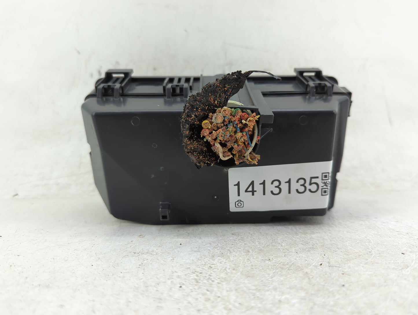 2015-2020 Acura Tlx Fusebox Fuse Box Panel Relay Module P/N:TZ3 A011 A0 Fits Fits 2015 2016 2017 2018 2019 2020 OEM Used Aut