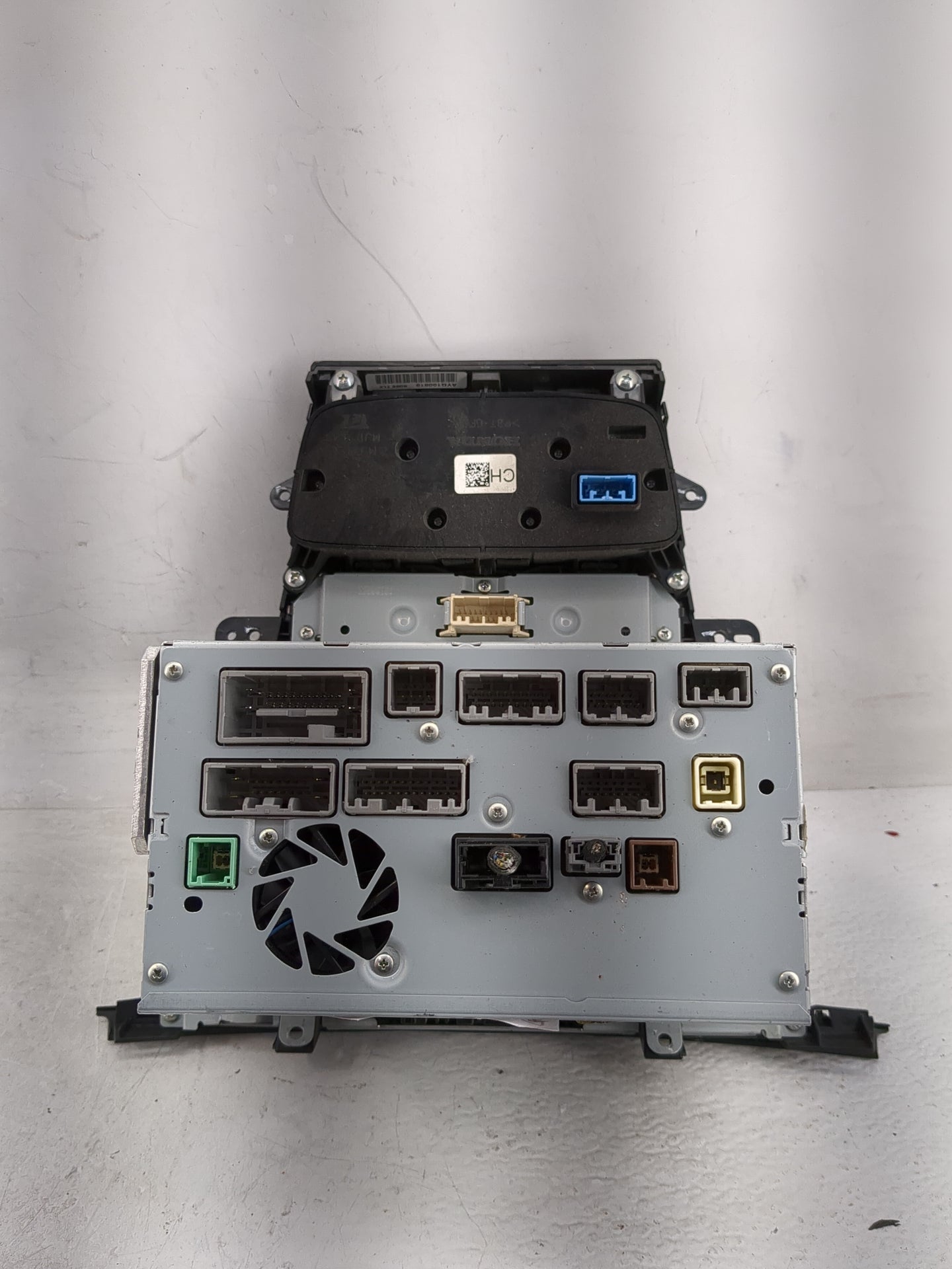 2019-2020 Acura Tlx Radio AM FM Cd Player Receiver Replacement P/N:39540-TZ4-B020-M1 Fits Fits 2019 2020 OEM Used Auto Parts