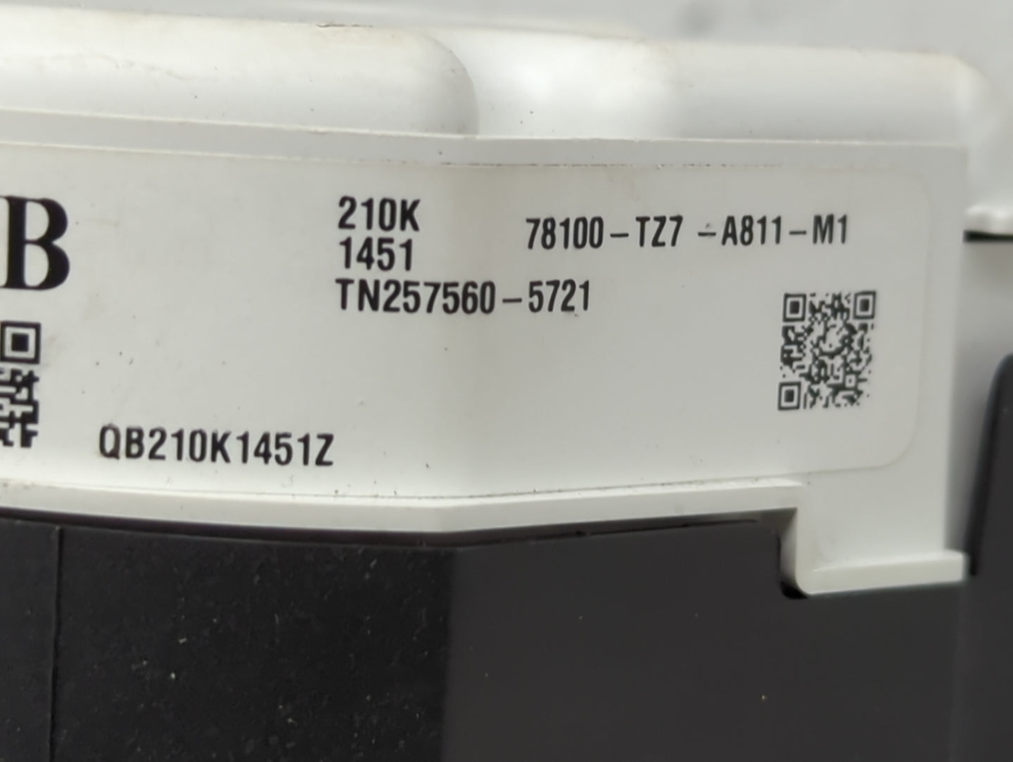 2020 Acura Tlx Instrument Cluster Speedometer Gauges P/N:78100-TZ7-A811-M1 Miles: Fits OEM Used Auto Parts - Oemusedautopart