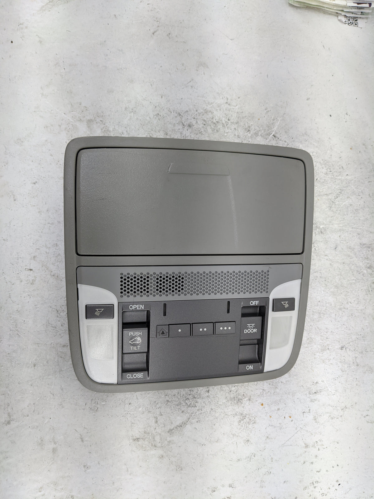 2015-2020 Acura Tlx Overhead Console W/rear Climate Control Gray - Oemusedautoparts1.com