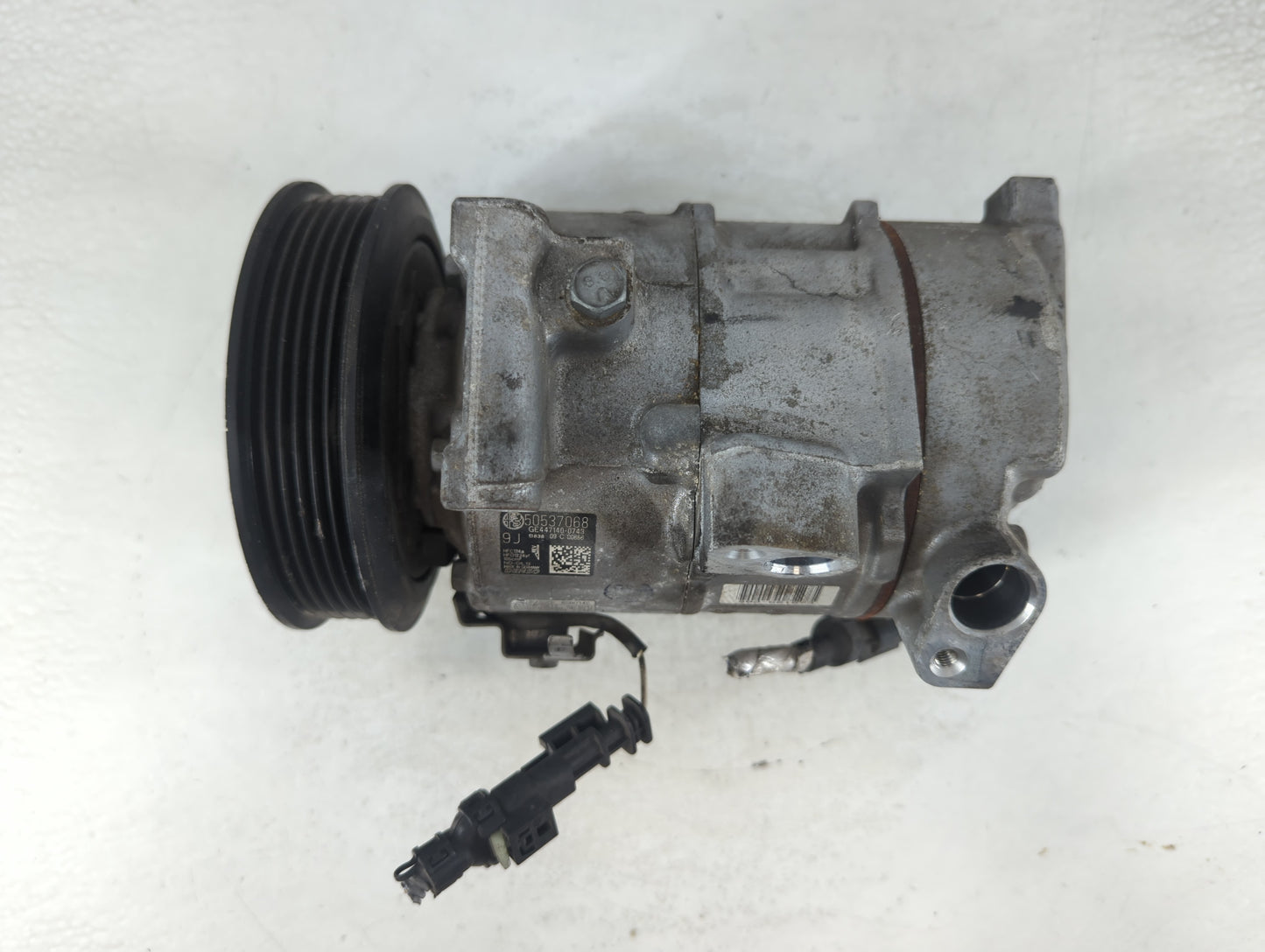 2017-2017 Alfa Romeo Giulia Air Conditioning A/c Ac Compressor Oem - Oemusedautoparts1.com