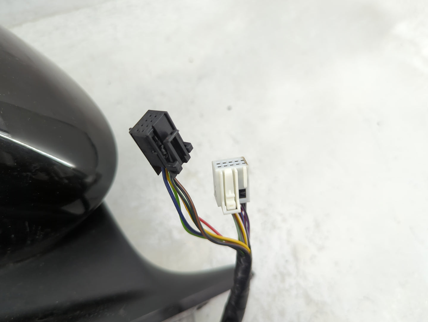 2020 Alfa Romeo Giulia Driver Side View Mirror - Left Door Mirror OEM Used - Oemusedautoparts1.com