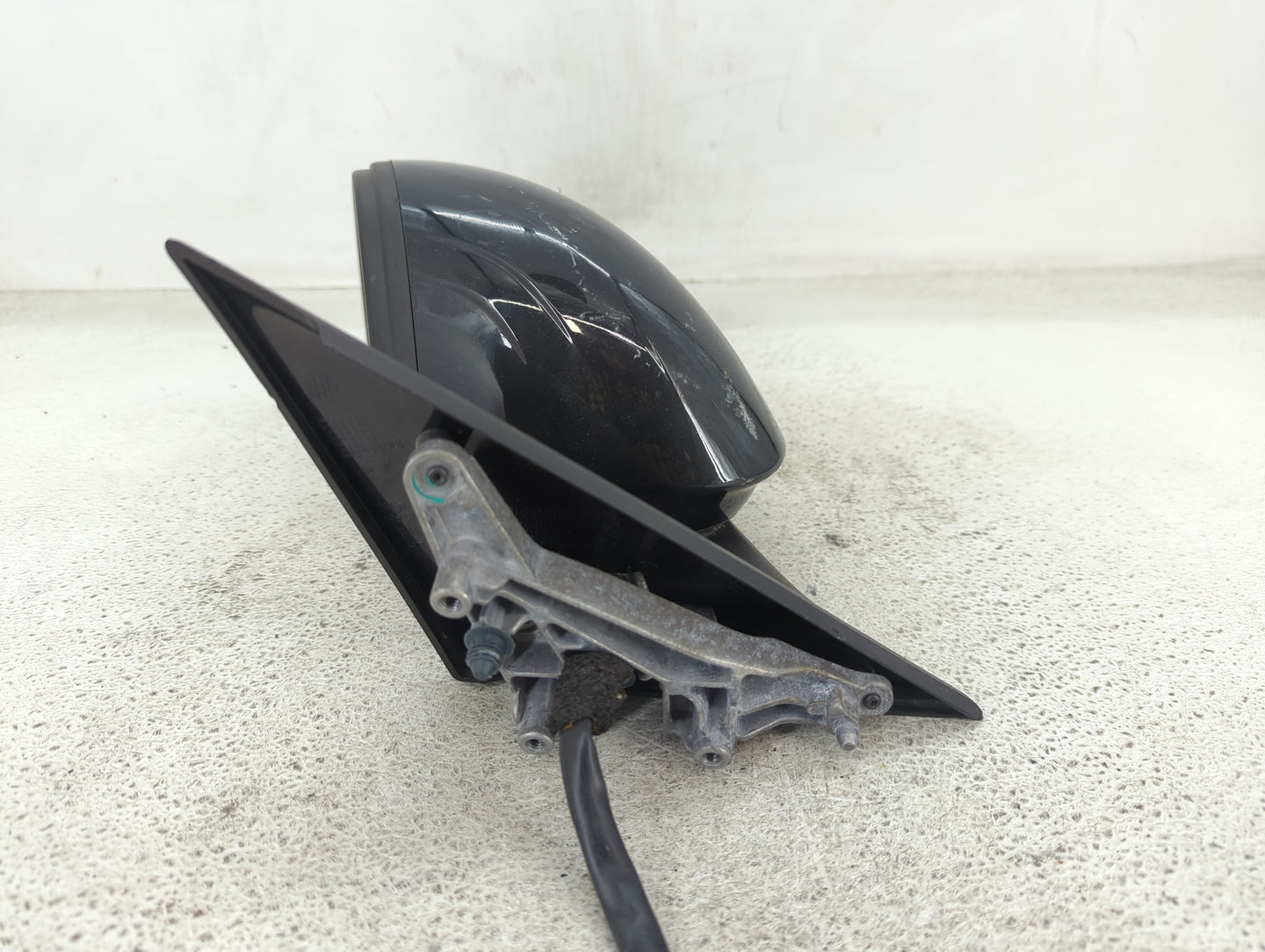 2020 Alfa Romeo Giulia Driver Side View Mirror - Left Door Mirror OEM Used - Oemusedautoparts1.com