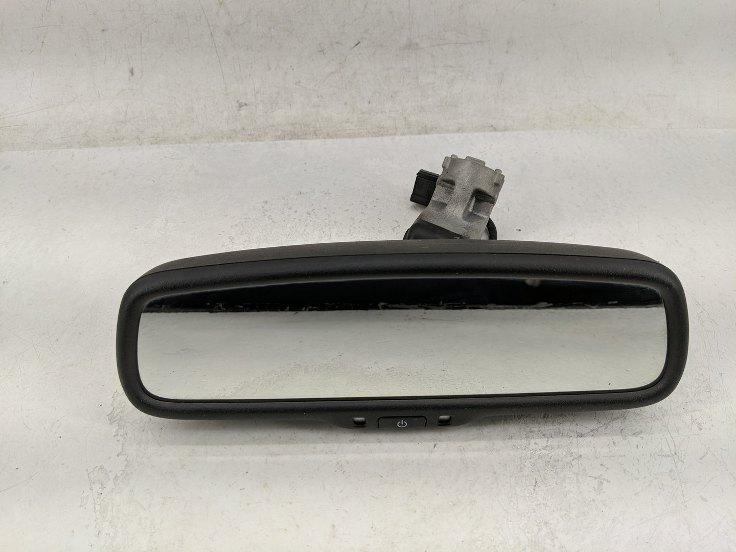 2020 Alfa Romeo Stelvio Interior Rear View Mirror Replacement OEM P/N:E11038303 Fits Fits 2017 OEM Used Auto Parts - Oemused