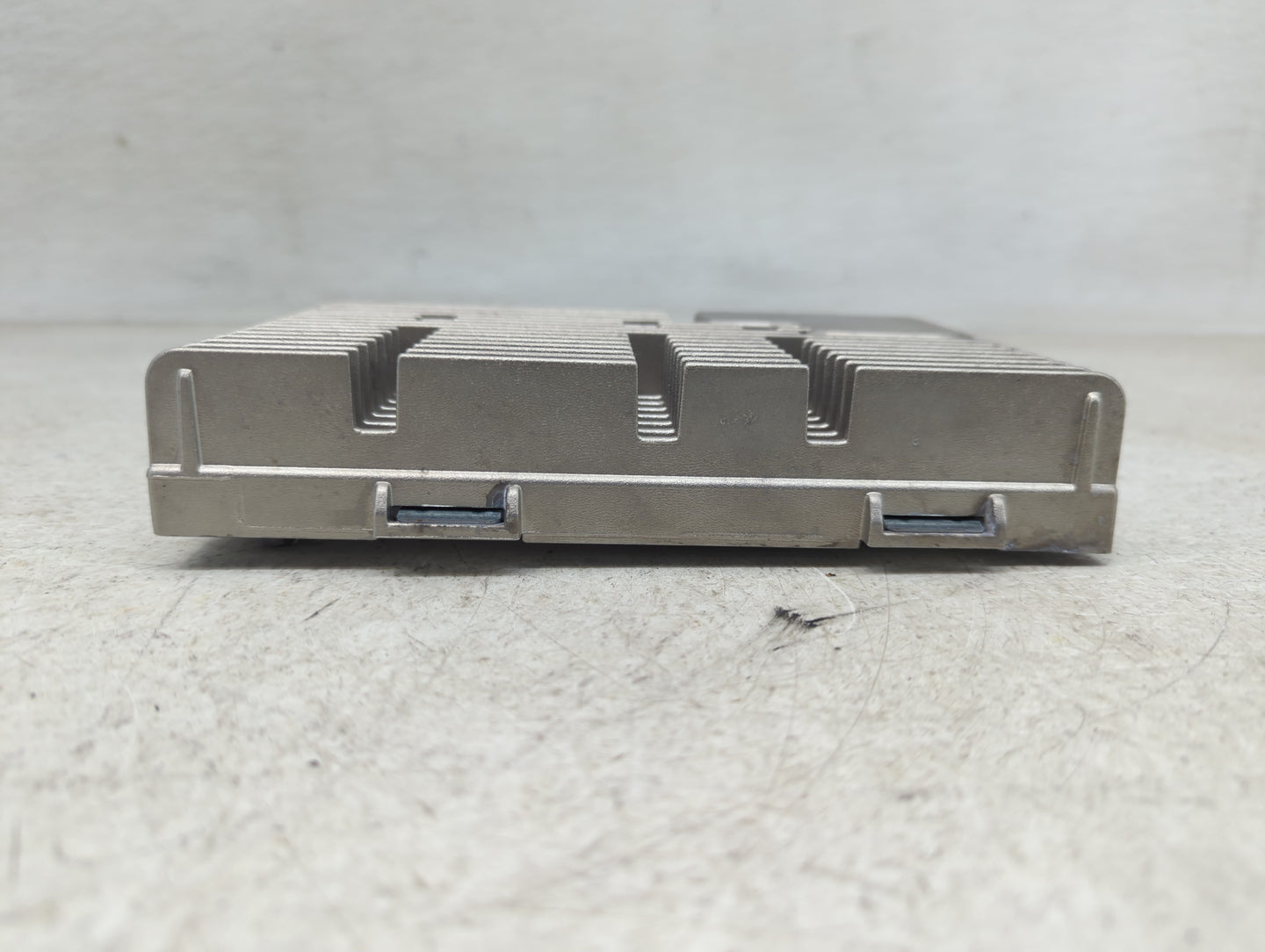 2020 Alfa Romeo Stelvio Radio AM FM Cd Player Receiver Replacement P/N:50556498 Fits OEM Used Auto Parts - Oemusedautoparts1