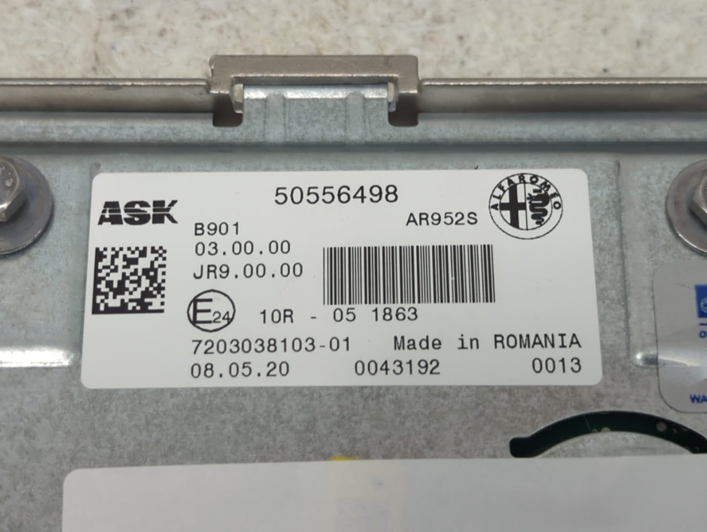 2020 Alfa Romeo Stelvio Radio AM FM Cd Player Receiver Replacement P/N:50556498 Fits OEM Used Auto Parts - Oemusedautoparts1