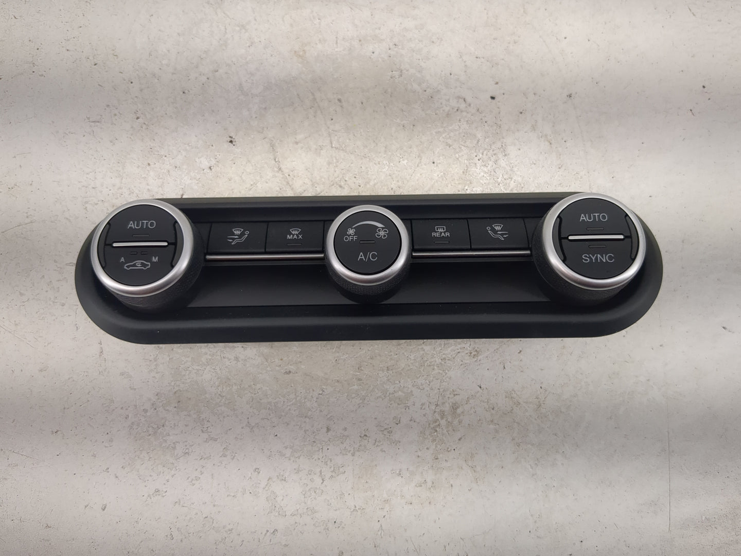 2020 Alfa Romeo Stelvio Climate Control Module Temperature AC/Heater Replacement P/N:02127 Fits OEM Used Auto Parts - Oemuse