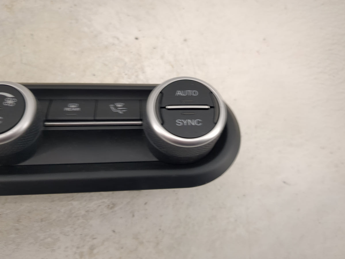 2020 Alfa Romeo Stelvio Climate Control Module Temperature AC/Heater Replacement P/N:02127 Fits OEM Used Auto Parts - Oemuse