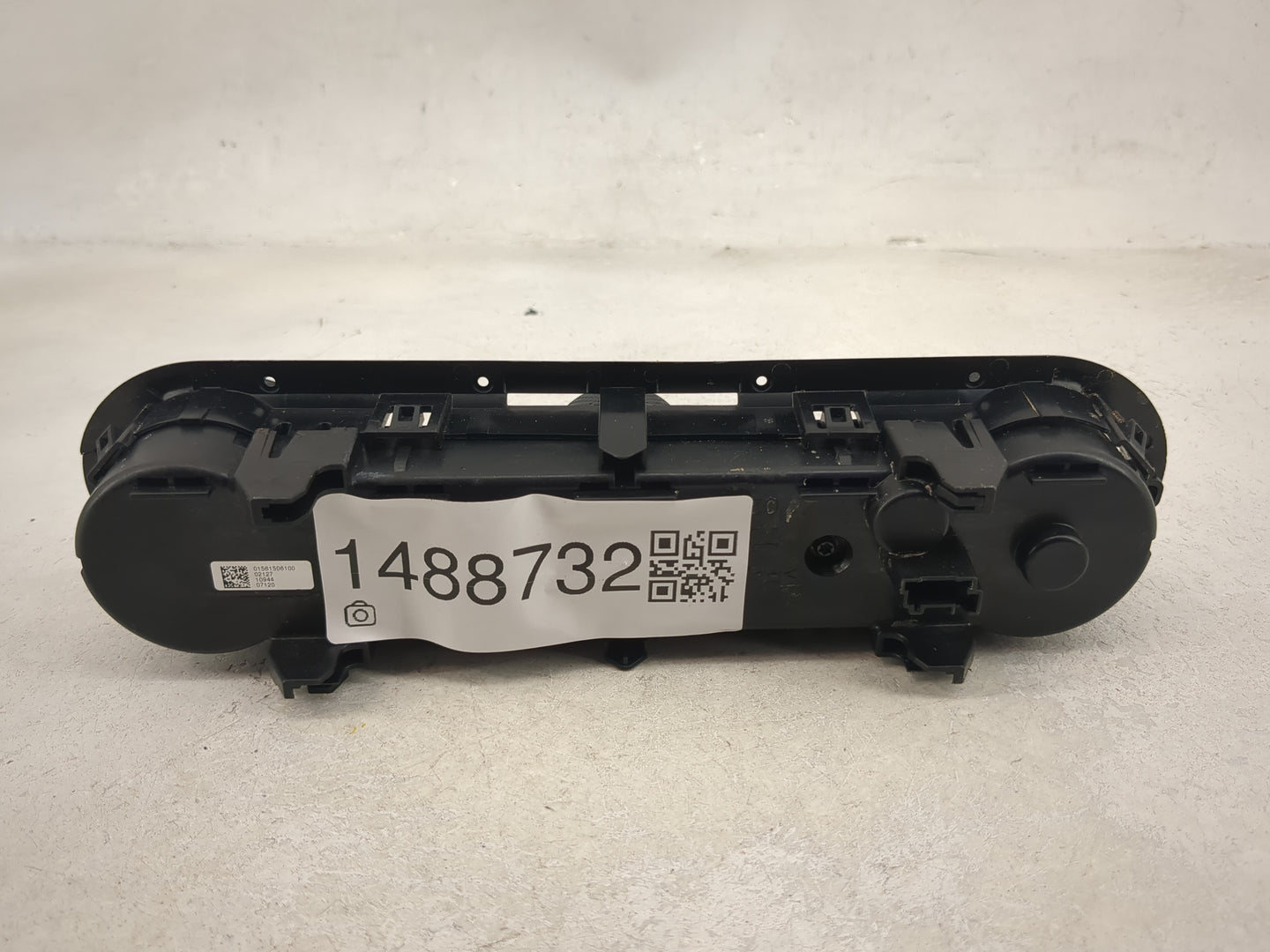 2020 Alfa Romeo Stelvio Climate Control Module Temperature AC/Heater Replacement P/N:01561506100 Fits OEM Used Auto Parts - 