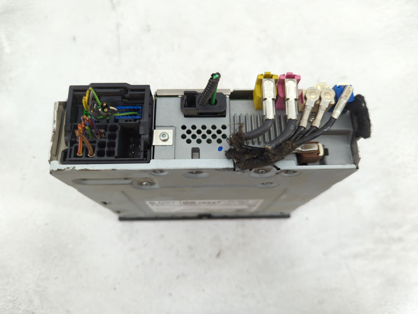 2020 Audi A3 Radio AM FM Cd Player Receiver Replacement P/N:28618503 8V1 035 652 D Fits OEM Used Auto Parts - Oemusedautopar