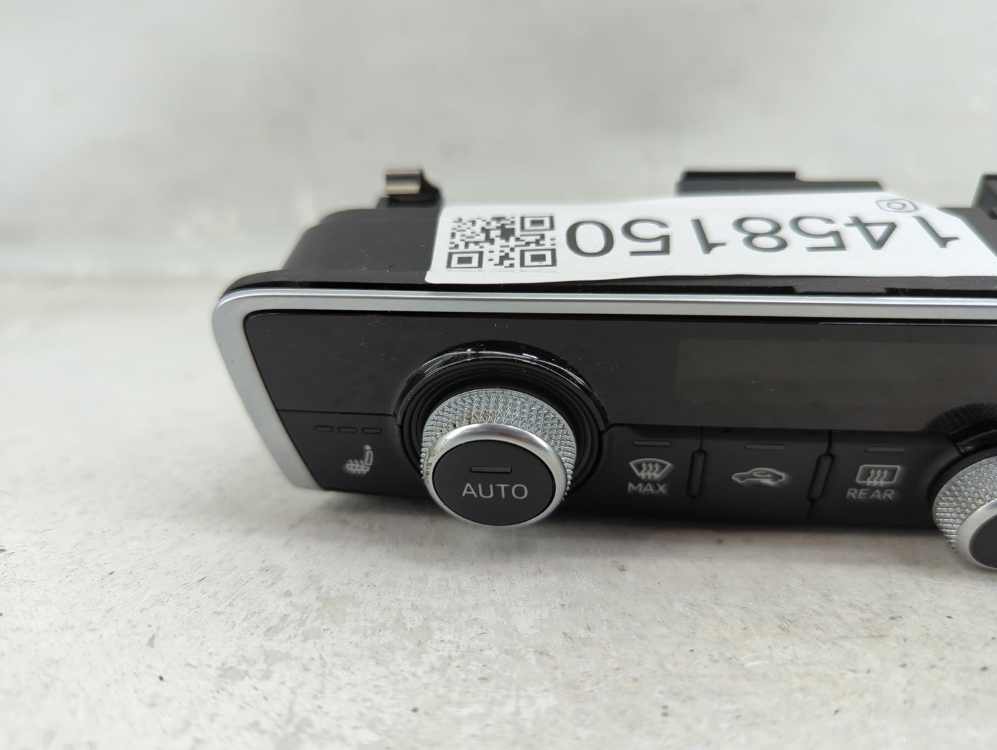 2020 Audi A3 Climate Control Module Temperature AC/Heater Replacement P/N:8V0 820 043 AL Fits OEM Used Auto Parts - Oemuseda