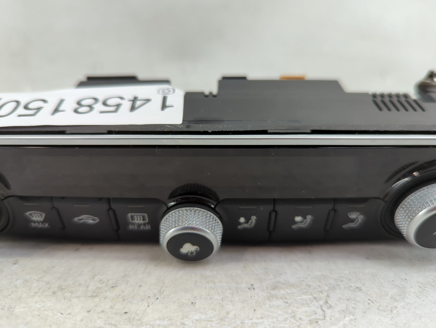 2020 Audi A3 Climate Control Module Temperature AC/Heater Replacement P/N:8V0 820 043 AL Fits OEM Used Auto Parts - Oemuseda