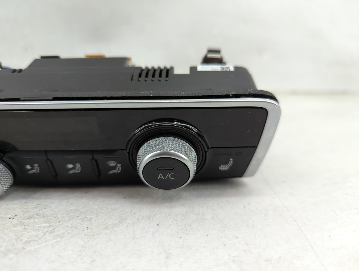 2020 Audi A3 Climate Control Module Temperature AC/Heater Replacement P/N:8V0 820 043 AL Fits OEM Used Auto Parts - Oemuseda