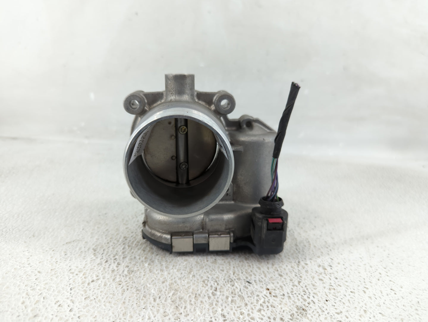 2017-2020 Audi A4 Throttle Body P/N:0 280 750 722 06K 133 062 AK Fits Fits 2017 2018 2019 2020 2021 2022 OEM Used Auto Parts