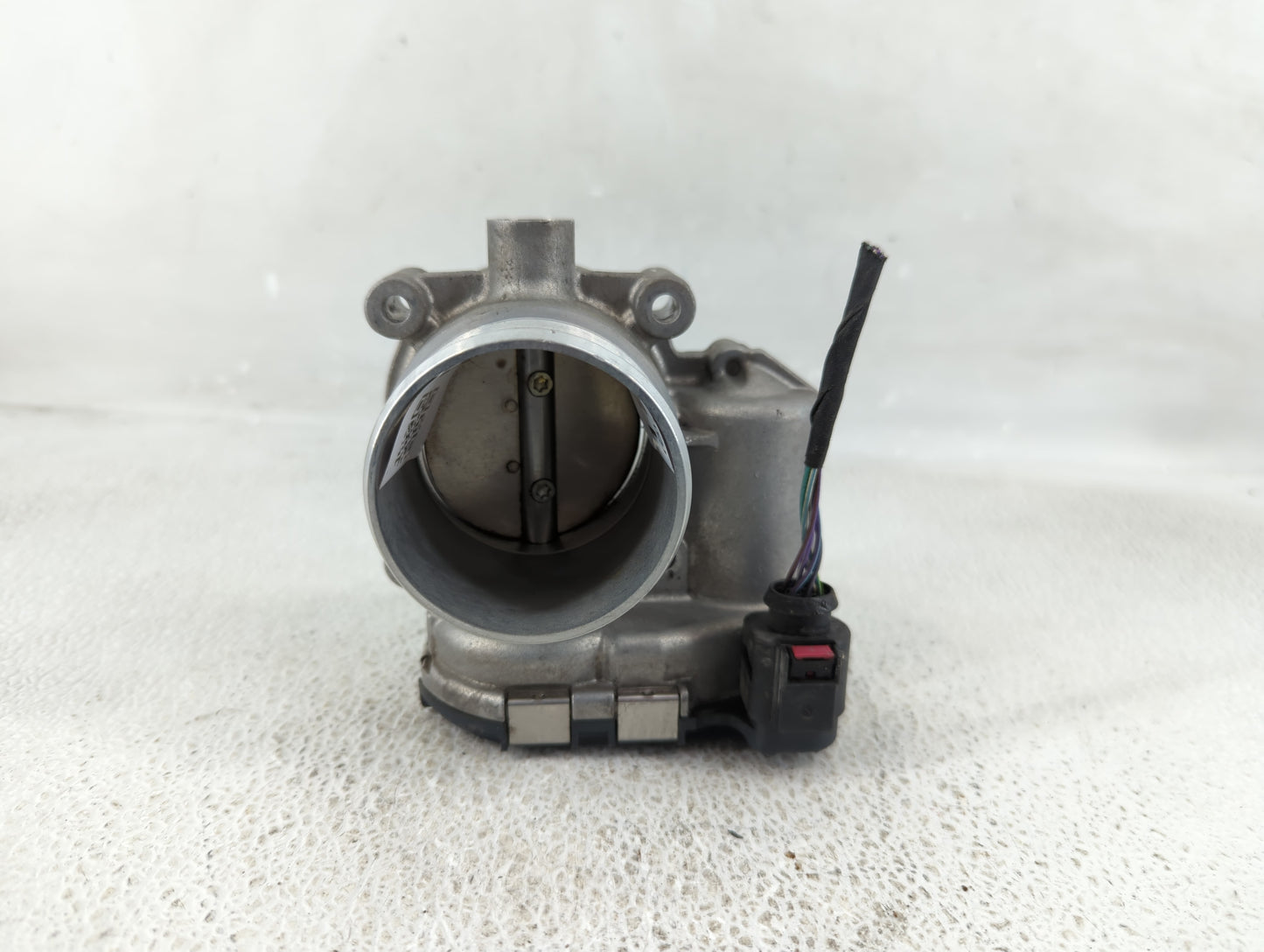 2017-2020 Audi A4 Throttle Body P/N:0 280 750 722 06K 133 062 AK Fits Fits 2017 2018 2019 2020 2021 2022 OEM Used Auto Parts