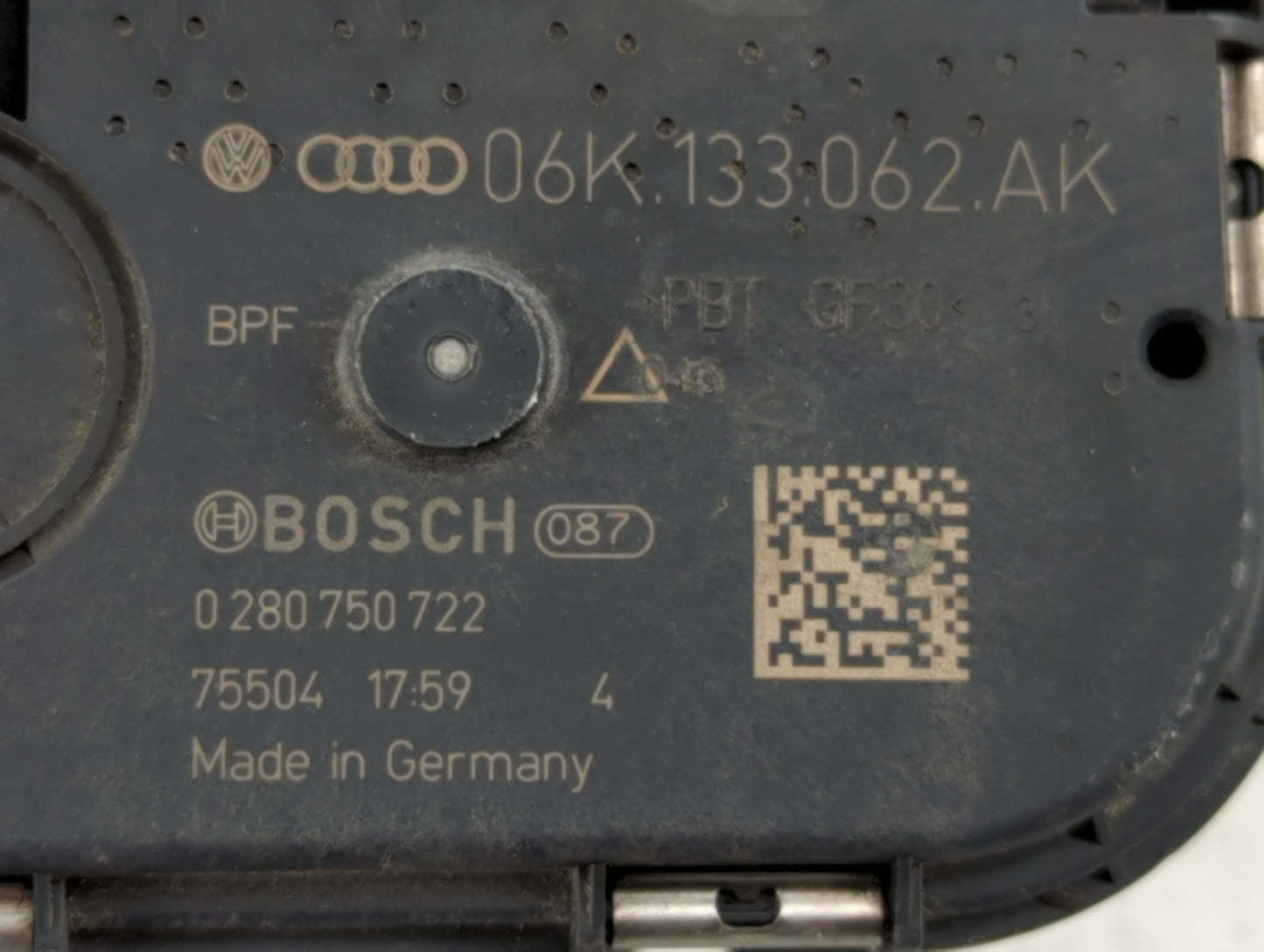 2017-2020 Audi A4 Throttle Body P/N:0 280 750 722 06K 133 062 AK Fits Fits 2017 2018 2019 2020 2021 2022 OEM Used Auto Parts