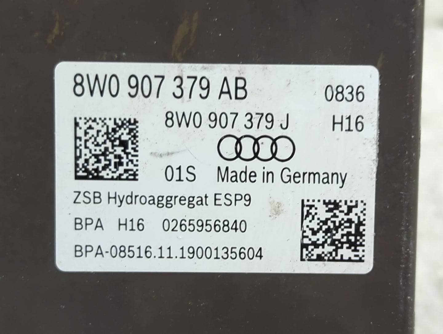 2020 Audi A5 ABS Pump Control Module Replacement P/N:8W0 907 379 AB Fits OEM Used Auto Parts - Oemusedautoparts1.com