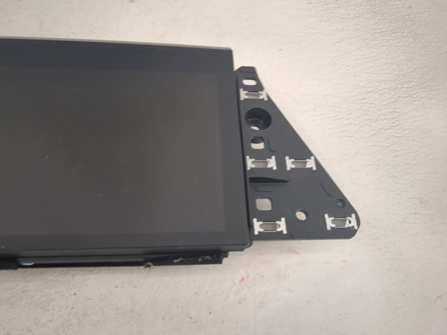 2020 Audi E-tron Information Display Screen - Oemusedautoparts1.com