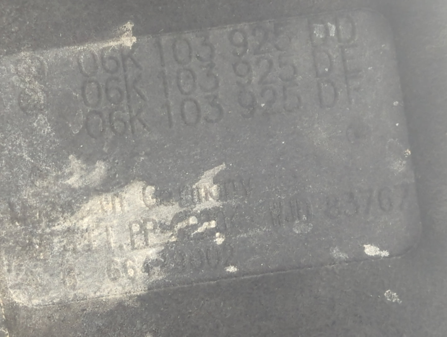 2020 Audi Q3 Engine Cover - Oemusedautoparts1.com