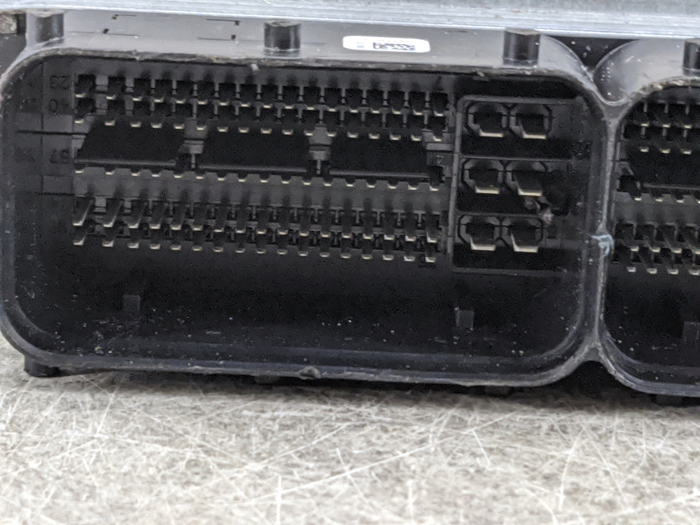 2019-2020 Audi Q3 PCM Engine Control Computer ECU ECM PCU OEM P/N:06K907425J 5WA18030 02, SIMOS18.10 Fits Fits 2019 2020 OEM