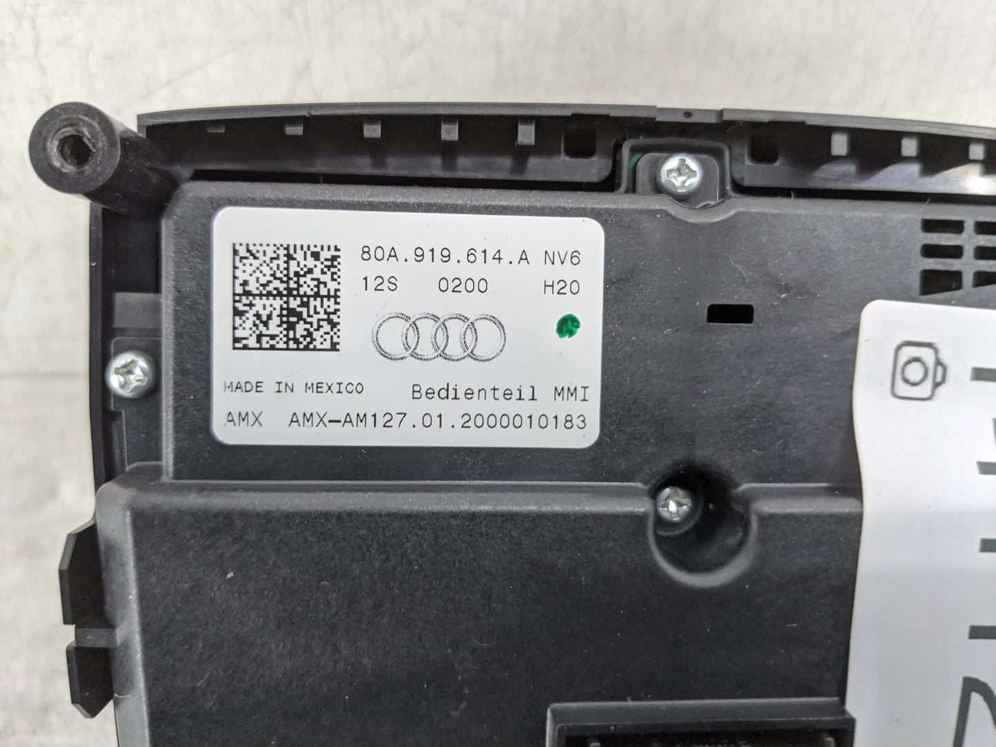 2020 Audi Q5 Radio AM FM Cd Player Receiver Replacement P/N:80A 919 614 A Fits OEM Used Auto Parts - Oemusedautoparts1.com