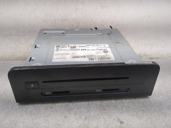 compare product 2018-2020 Audi Q5 Radio AM FM Cd Player Receiver Replacement P/N:8W0035652J 8W0035652A, 28618497 Fits Fits 2017 2018 2019 2020 OEM Used Auto Parts