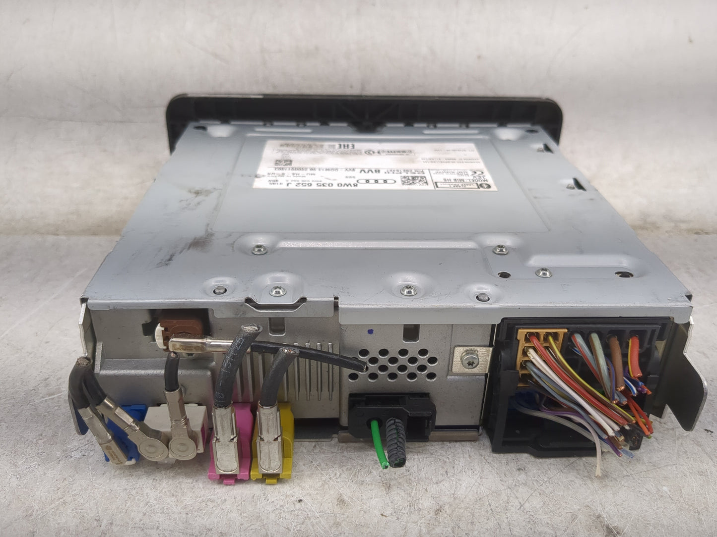 2018-2020 Audi Q5 Radio AM FM Cd Player Receiver Replacement P/N:8W0035652J 8W0035652A, 28618497 Fits Fits 2017 2018 2019 20