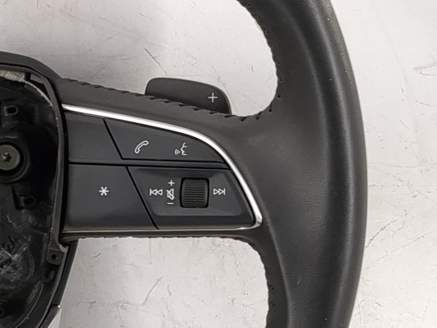 2020 Audi Q8 Steering Wheel Oem - Oemusedautoparts1.com