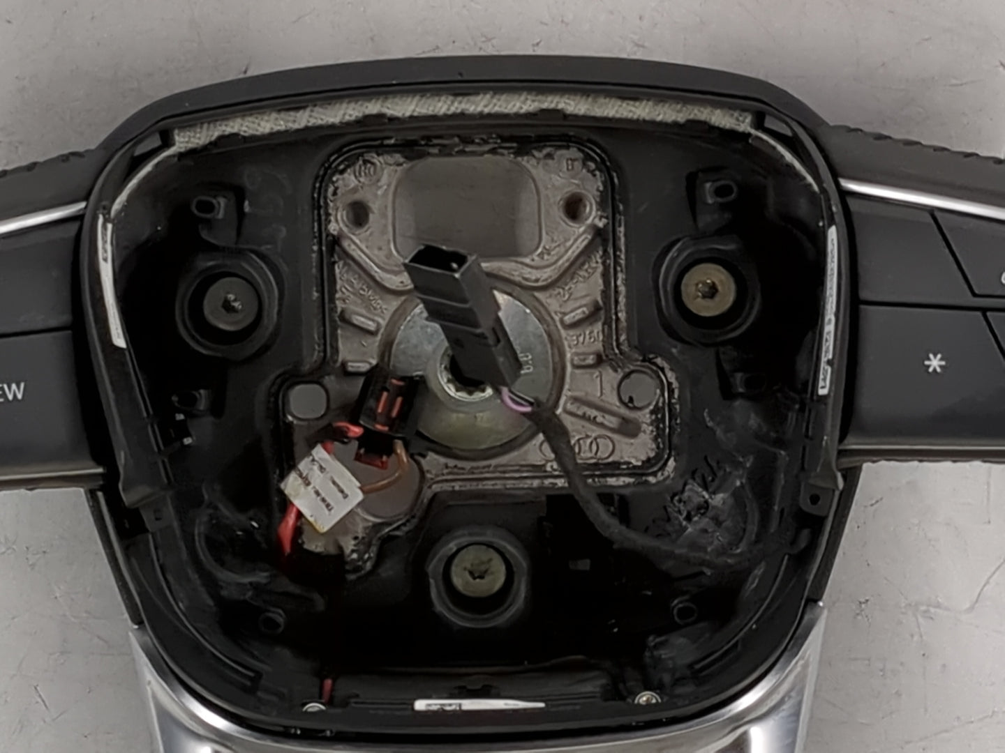 2020 Audi Q8 Steering Wheel Oem - Oemusedautoparts1.com