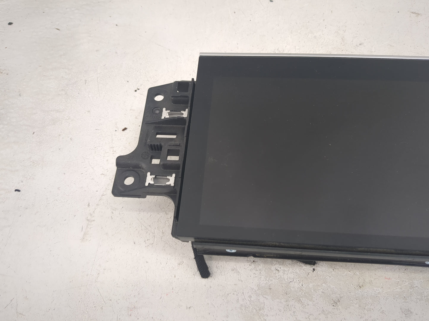 2020 Audi Rsq8 Information Display Screen - Oemusedautoparts1.com